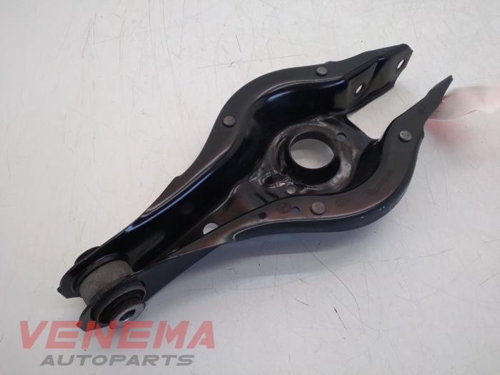 Lower wishbone, rear right from a BMW 4 serie Gran Coupe (F36) 430d 3.0 24V 2016