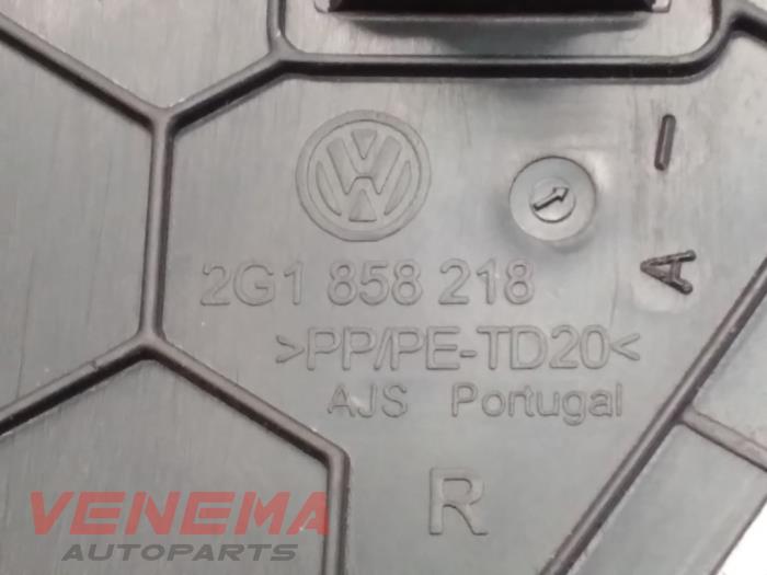 Armaturenbrett Teil van een Volkswagen Polo VI (AW1) 1.0 TSI 12V 2018