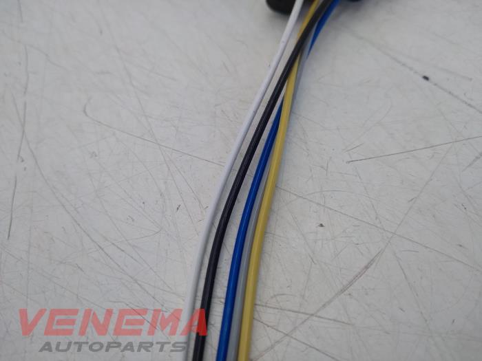 Lambda probe from a Volkswagen Polo VI (AW1) 1.0 TSI 12V 2018