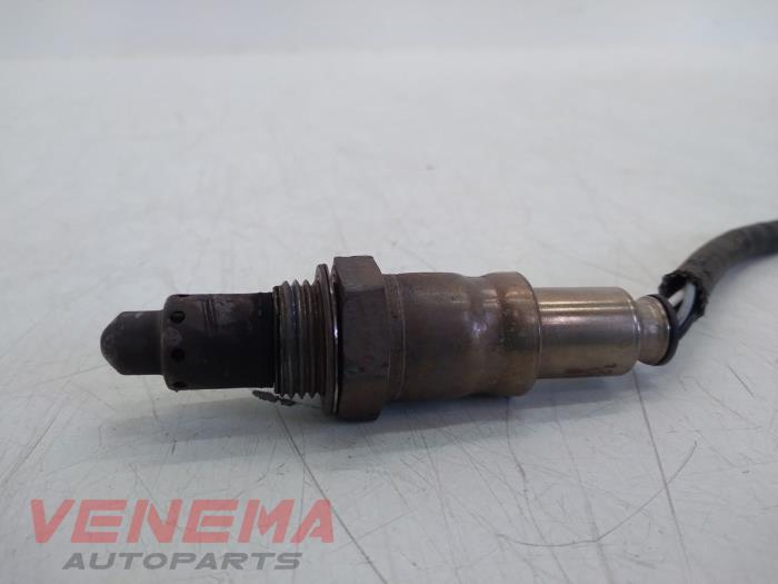Lambda probe from a Volkswagen Polo VI (AW1) 1.0 TSI 12V 2018