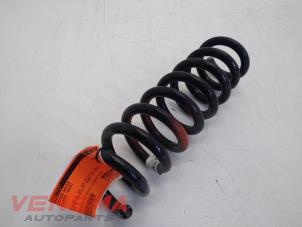 Used Rear coil spring BMW 4 serie Gran Coupe (F36) 420i 2.0 Turbo 16V Price € 19,99 Margin scheme offered by Venema Autoparts