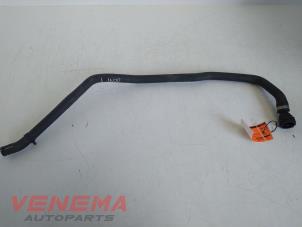 Begagnade Kylarslang BMW 4 serie Gran Coupe (F36) 420i 2.0 Turbo 16V Pris € 14,99 Marginaltabell erbjuds av Venema Autoparts
