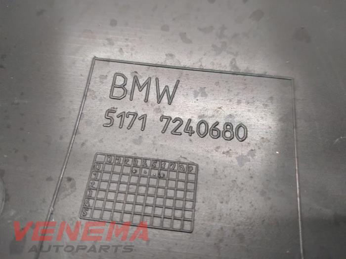 Paravientos de un BMW 1 serie (F20) 118i 1.6 16V 2013