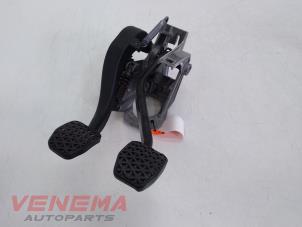 Used Set of pedals BMW 1 serie (F20) 118i 1.6 16V Price € 69,99 Margin scheme offered by Venema Autoparts