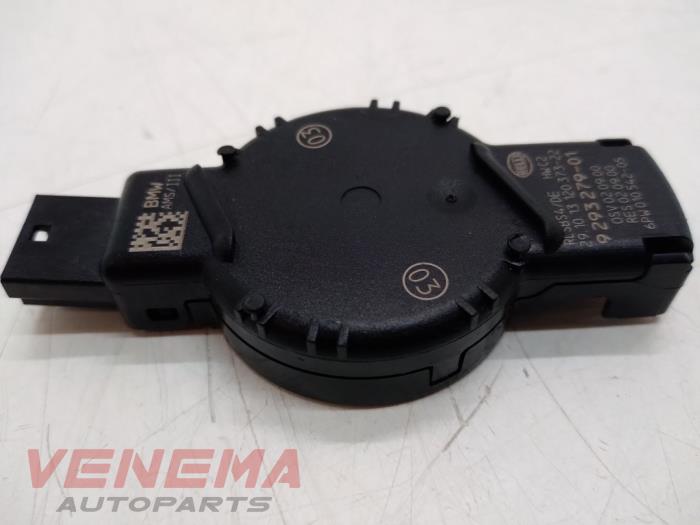 Begagnade Regnsensor BMW 4 serie (F32) 435i xDrive 3.0 24V Pris € 39,99 Marginaltabell erbjuds av Venema Autoparts