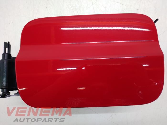 Tank cap cover from a BMW 4 serie (F32) 435i xDrive 3.0 24V 2013
