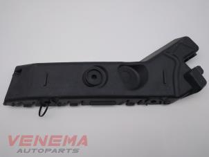 Used Rear bumper bracket, right Seat Leon SC (5FC) 2.0 TDI FR 16V Price € 9,99 Margin scheme offered by Venema Autoparts