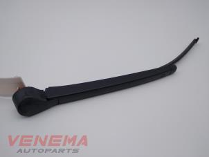 Used Rear wiper arm Seat Leon SC (5FC) 2.0 TDI FR 16V Price € 14,99 Margin scheme offered by Venema Autoparts
