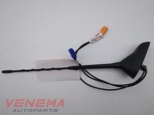 Używane Bat anteny Peugeot 308 SW (L4/L9/LC/LJ/LR) 1.6 BlueHDi 120 16V Cena € 39,99 Procedura marży oferowane przez Venema Autoparts