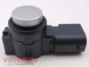 Usagé Capteur PDC Peugeot 308 SW (L4/L9/LC/LJ/LR) 1.6 BlueHDi 120 16V Prix € 19,99 Règlement à la marge proposé par Venema Autoparts