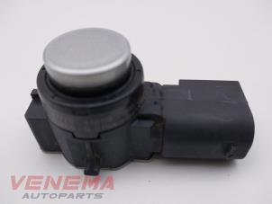Usagé Capteur PDC Peugeot 308 SW (L4/L9/LC/LJ/LR) 1.6 BlueHDi 120 16V Prix € 19,99 Règlement à la marge proposé par Venema Autoparts
