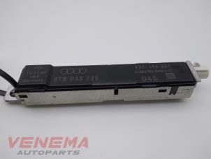 Used Antenna Amplifier Audi A5 Sportback (8TA) 2.0 TFSI 16V Price € 14,99 Margin scheme offered by Venema Autoparts