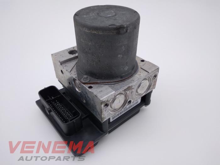 Used ABS pump Audi A5 Sportback (8TA) 2.0 TFSI 16V Price € 99,99 Margin scheme offered by Venema Autoparts