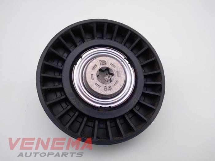 Usados Rodillo tensor correa múltiple Mercedes C (R205) 4.0 C-63 AMG V8 Biturbo Precio € 14,99 Norma de margen ofrecido por Venema Autoparts
