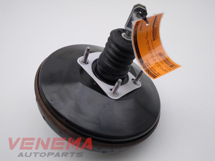 Usagé Servo frein Opel Agila Mk.II (B) 1.0 12V Twinport Prix € 49,99 Règlement à la marge proposé par Venema Autoparts