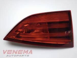 Used Taillight, left BMW X1 (E84) sDrive 20i 2.0 16V Twin Power Turbo Price € 39,99 Margin scheme offered by Venema Autoparts
