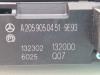 PDC Schalter van een Mercedes-Benz C (W205) C-200 2.0 CGI 16V 2017