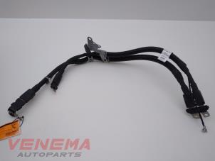 Used Cable (miscellaneous) Mercedes C (W205) C-200 2.0 CGI 16V Price € 29,99 Margin scheme offered by Venema Autoparts