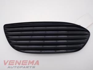 Used Front bumper, left-side component Mercedes C (W205) C-200 2.0 CGI 16V Price € 9,99 Margin scheme offered by Venema Autoparts