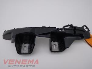 Used Rear bumper bracket, left Mercedes C (W205) C-200 2.0 CGI 16V Price € 9,99 Margin scheme offered by Venema Autoparts