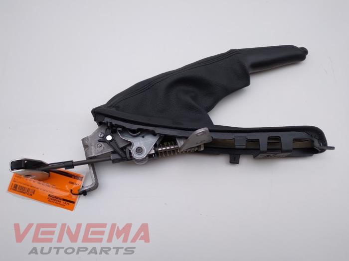 MOTEUR ESSUIE-GLACE AV pour NISSAN TERRANO TERRANO.II (R20) 2.7 1993 MOTEUR ESSUIE-GLACE AV pour NISSAN TERRANO TERRANO.II (R20) 2.7 1993