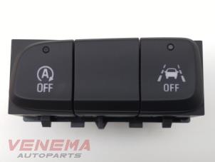 Gebrauchte Schalter (sonstige) Opel Corsa F (UB/UH/UP) 1.2 12V 100 Preis € 39,99 Margenregelung angeboten von Venema Autoparts