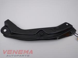 Used Headlight frame, right Skoda Fabia III (NJ3) 1.0 12V Price € 14,99 Margin scheme offered by Venema Autoparts
