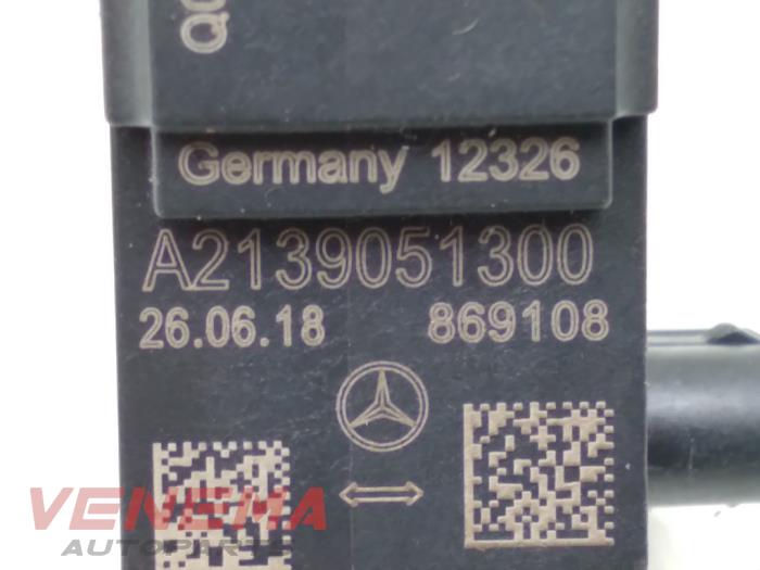 Détecteur airbag d'un Mercedes-Benz E Estate (S213) E-200d 2.0 Turbo 16V 2019