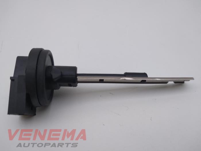 Begagnade Innetemperatursensor Mercedes E Estate (S213) E-200d 2.0 Turbo 16V Pris € 9,99 Marginaltabell erbjuds av Venema Autoparts