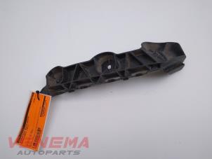 Used Rear bumper bracket, right Skoda Fabia III (NJ3) 1.0 12V Price € 9,99 Margin scheme offered by Venema Autoparts