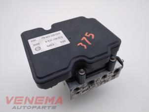 Usagé Pompe ABS Skoda Fabia III (NJ3) 1.0 12V Prix € 34,99 Règlement à la marge proposé par Venema Autoparts