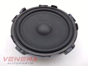 Gebrauchte Lautsprecher Mercedes E Estate (S213) E-200d 2.0 Turbo 16V Preis € 29,99 Margenregelung angeboten von Venema Autoparts