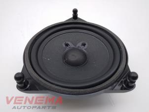 Gebrauchte Lautsprecher Mercedes E Estate (S213) E-200d 2.0 Turbo 16V Preis € 29,99 Margenregelung angeboten von Venema Autoparts