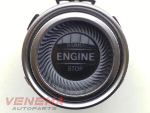 Gebrauchte Start/Stopp Schalter Mercedes E Estate (S213) E-200d 2.0 Turbo 16V Preis € 9,99 Margenregelung angeboten von Venema Autoparts