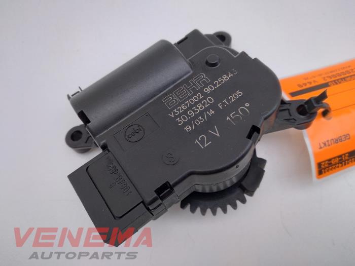 Heater valve motor Volkswagen Polo V 1.4 TDI 12V 90 V3267002 BEHR