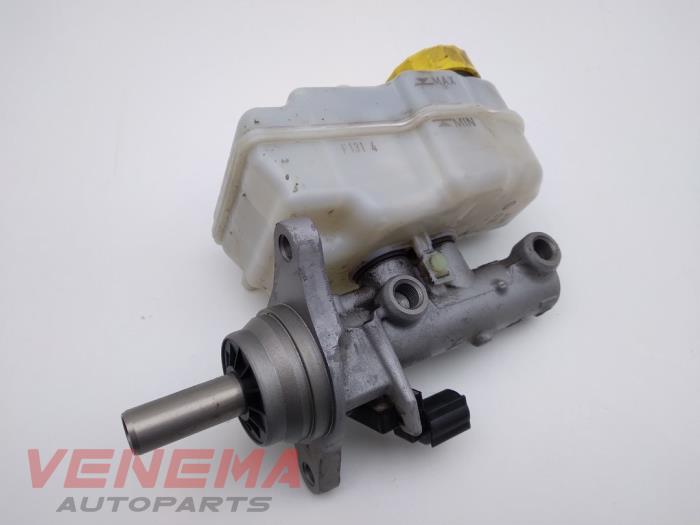 Used Master cylinder Volkswagen Polo V (6R) 1.4 TDI 12V 90 Price € 9,99 Margin scheme offered by Venema Autoparts