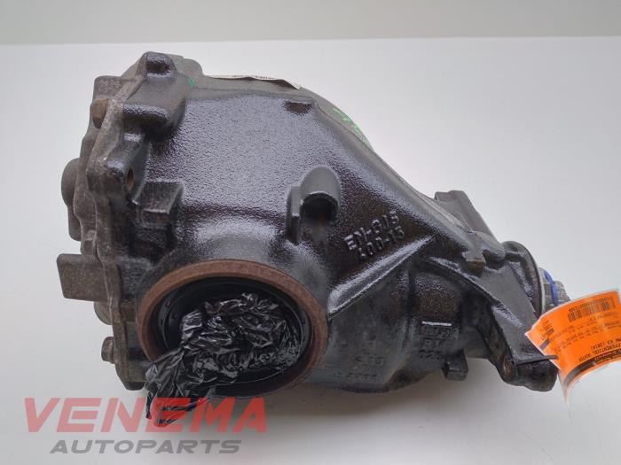 Rear differential from a BMW X3 (F25) xDrive35d 24V 2014