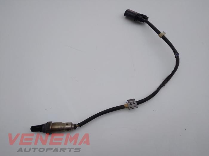 Lambda probe from a Volkswagen Polo V (6R) 1.4 TDI 12V 90 2015