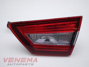 Used Taillight, right Renault Clio IV (5R) 0.9 Energy TCE 90 12V Price € 19,99 Margin scheme offered by Venema Autoparts