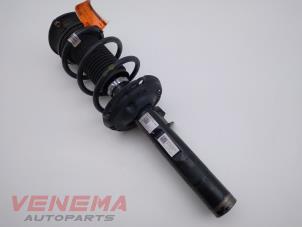 Used Front shock absorber, right Volkswagen Touran (5T1) 2.0 TDI 110 Price € 99,99 Margin scheme offered by Venema Autoparts