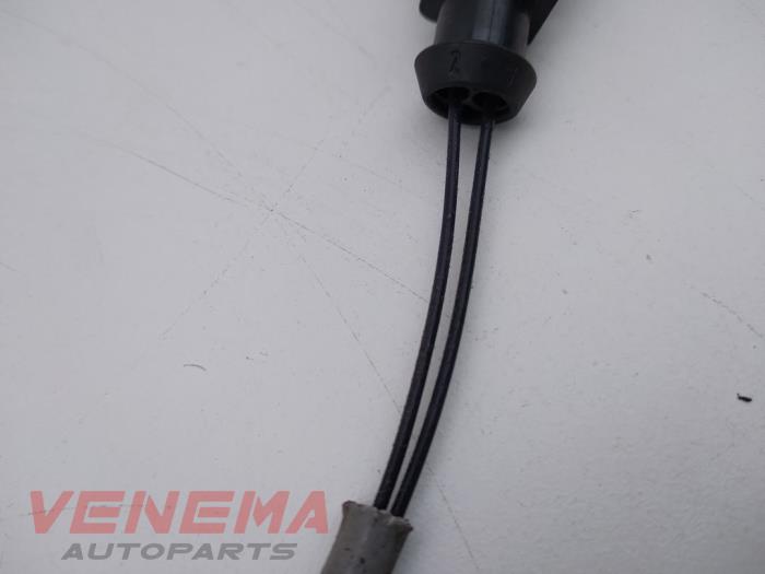 Auspuff Temperatursensor van een Volkswagen Touran (5T1) 2.0 TDI 110 2018