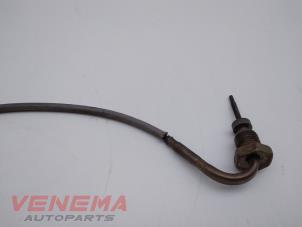Auspuff Temperatursensor van een Volkswagen Touran (5T1) 2.0 TDI 110 2018