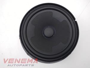 Used Speaker Volkswagen Touran (5T1) 2.0 TDI 110 Price € 14,99 Margin scheme offered by Venema Autoparts