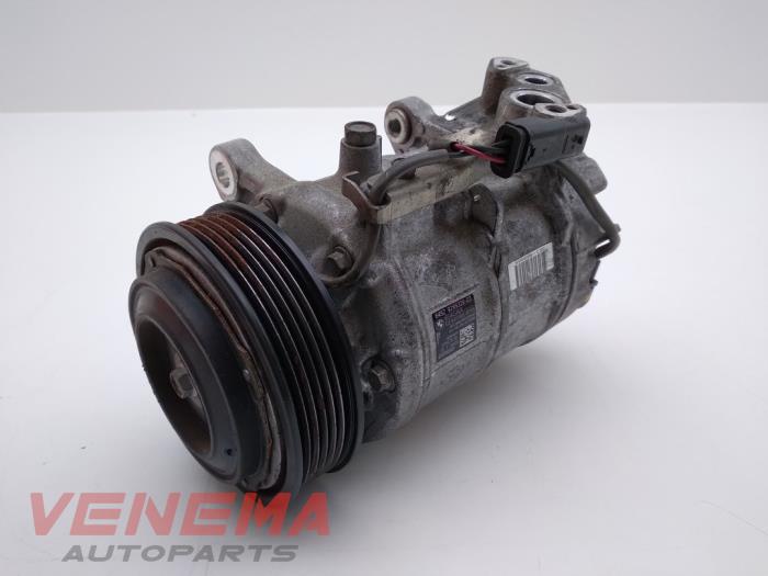 Usagé Compresseur de clim BMW 1 serie (F20) 120d TwinPower Turbo 2.0 16V Prix € 29,99 Règlement à la marge proposé par Venema Autoparts