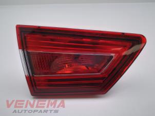 Used Taillight, left Renault Clio IV (5R) 1.5 Energy dCi 90 FAP Price € 19,99 Margin scheme offered by Venema Autoparts