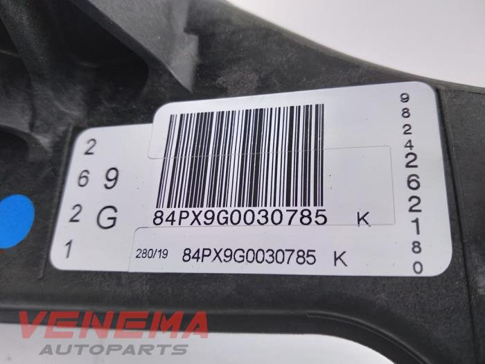 Pedal de embrague de un Opel Corsa F (UB/UH/UP) 1.2 12V 100 2021