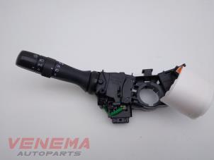 Używane Przelacznik swiatel Peugeot 108 1.2 VTi 12V Cena € 49,99 Procedura marży oferowane przez Venema Autoparts