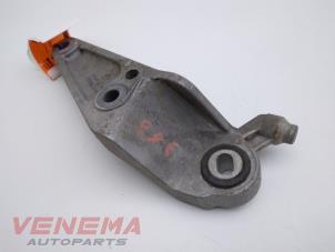Engine mount from a Opel Adam 1.2 16V 2015