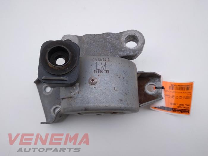 Used Engine mount Opel Adam 1.2 16V Price € 9,99 Margin scheme offered by Venema Autoparts