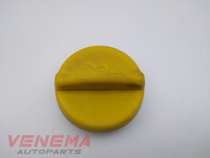 Gebrauchte Ölkappe Opel Adam 1.2 16V Preis € 9,99 Margenregelung angeboten von Venema Autoparts